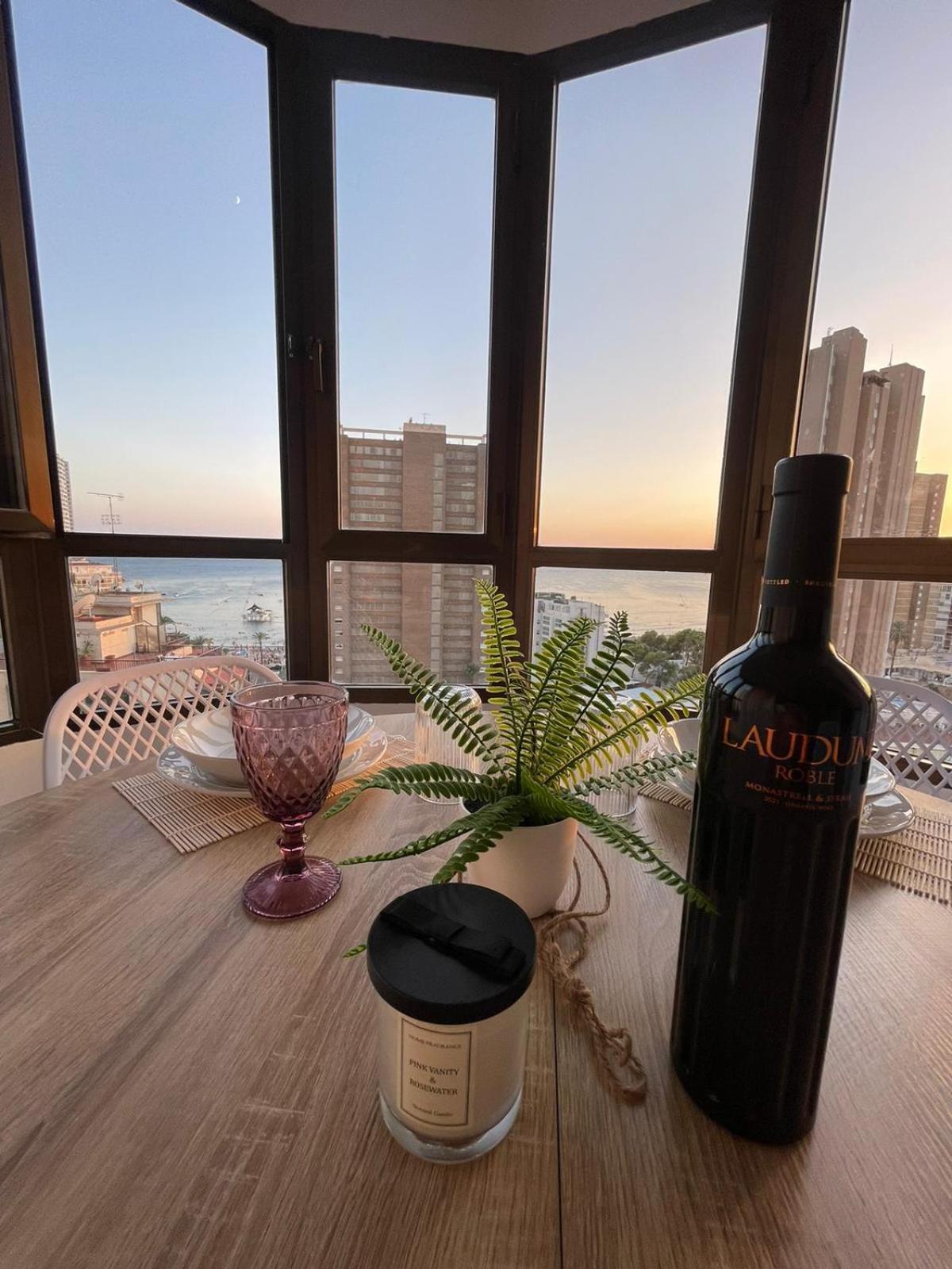 Suite Panoramic Бенидорм Екстериор снимка