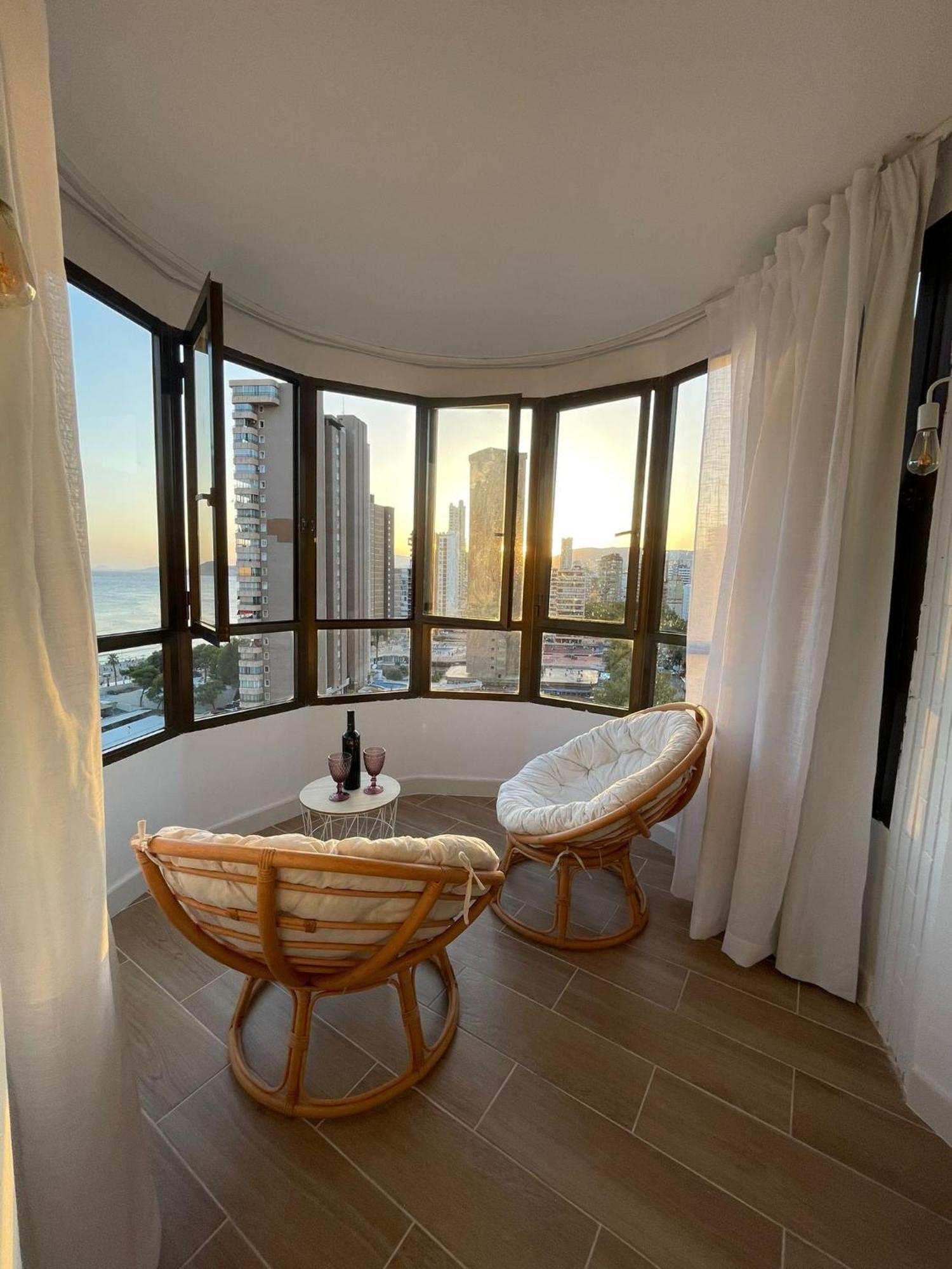 Suite Panoramic Бенидорм Екстериор снимка