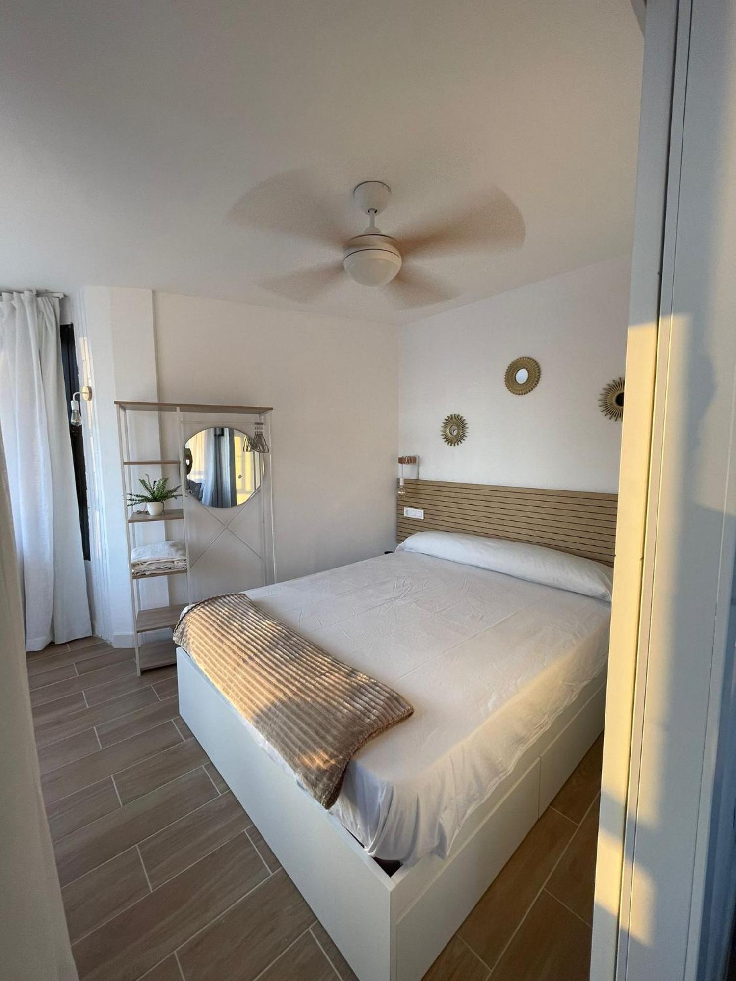 Suite Panoramic Бенидорм Екстериор снимка