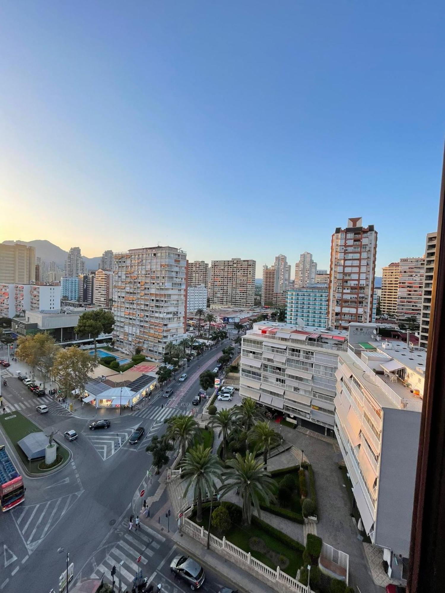 Suite Panoramic Бенидорм Екстериор снимка