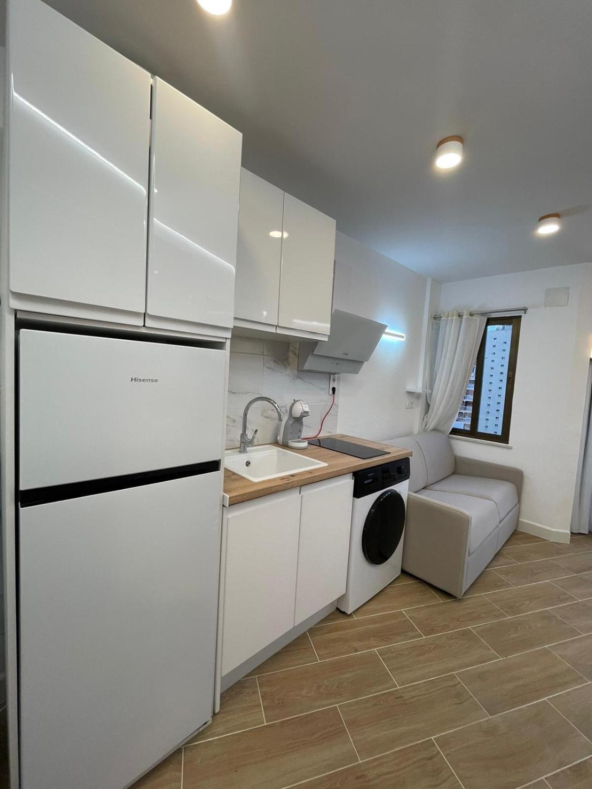 Suite Panoramic Бенидорм Екстериор снимка