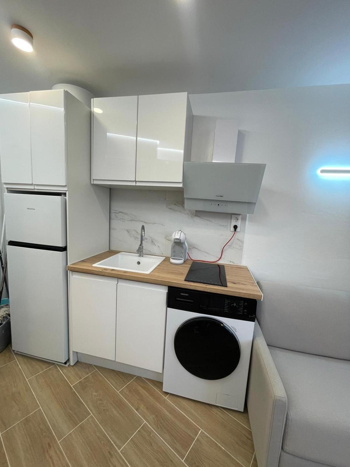 Suite Panoramic Бенидорм Екстериор снимка