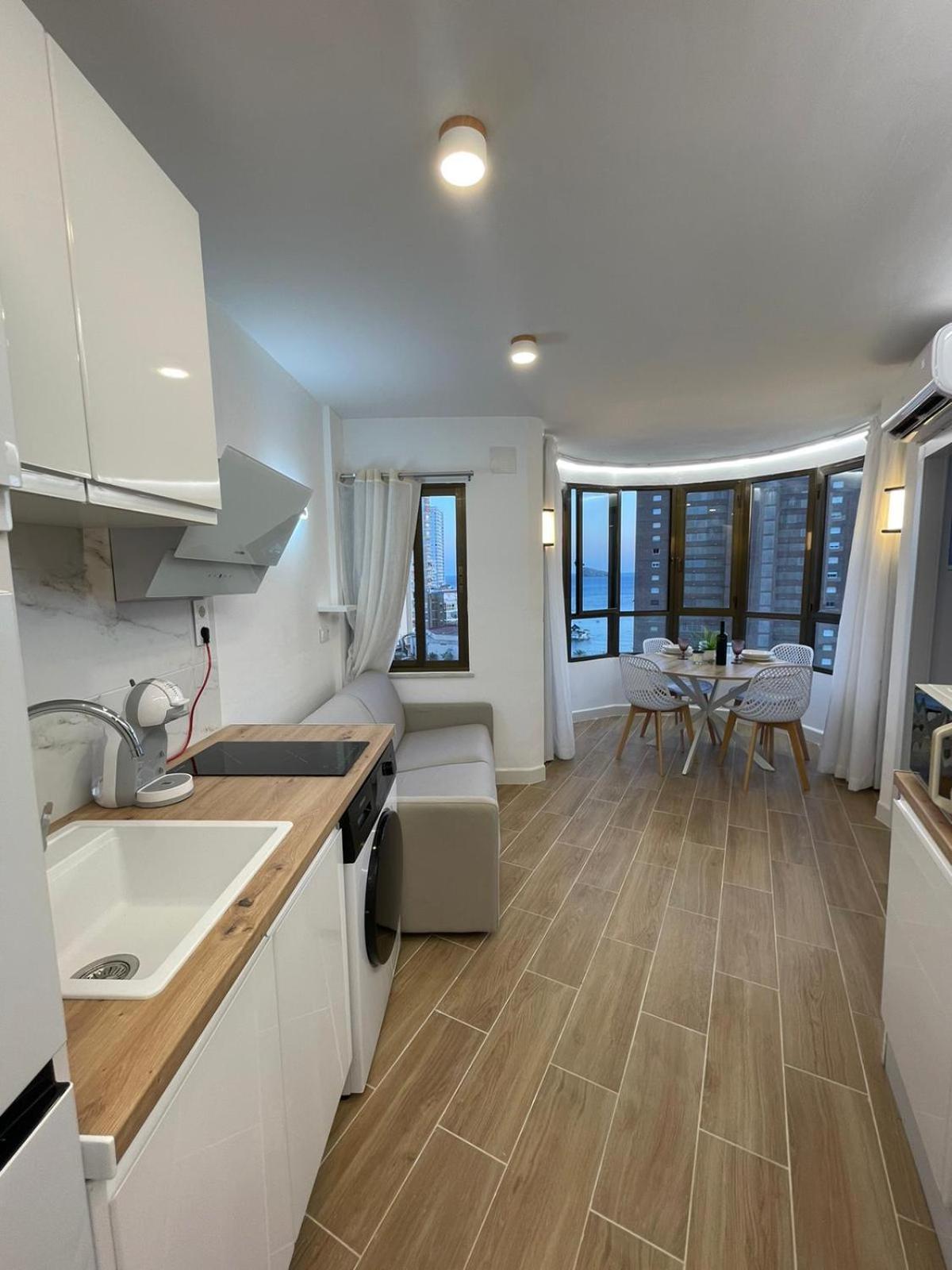 Suite Panoramic Бенидорм Екстериор снимка