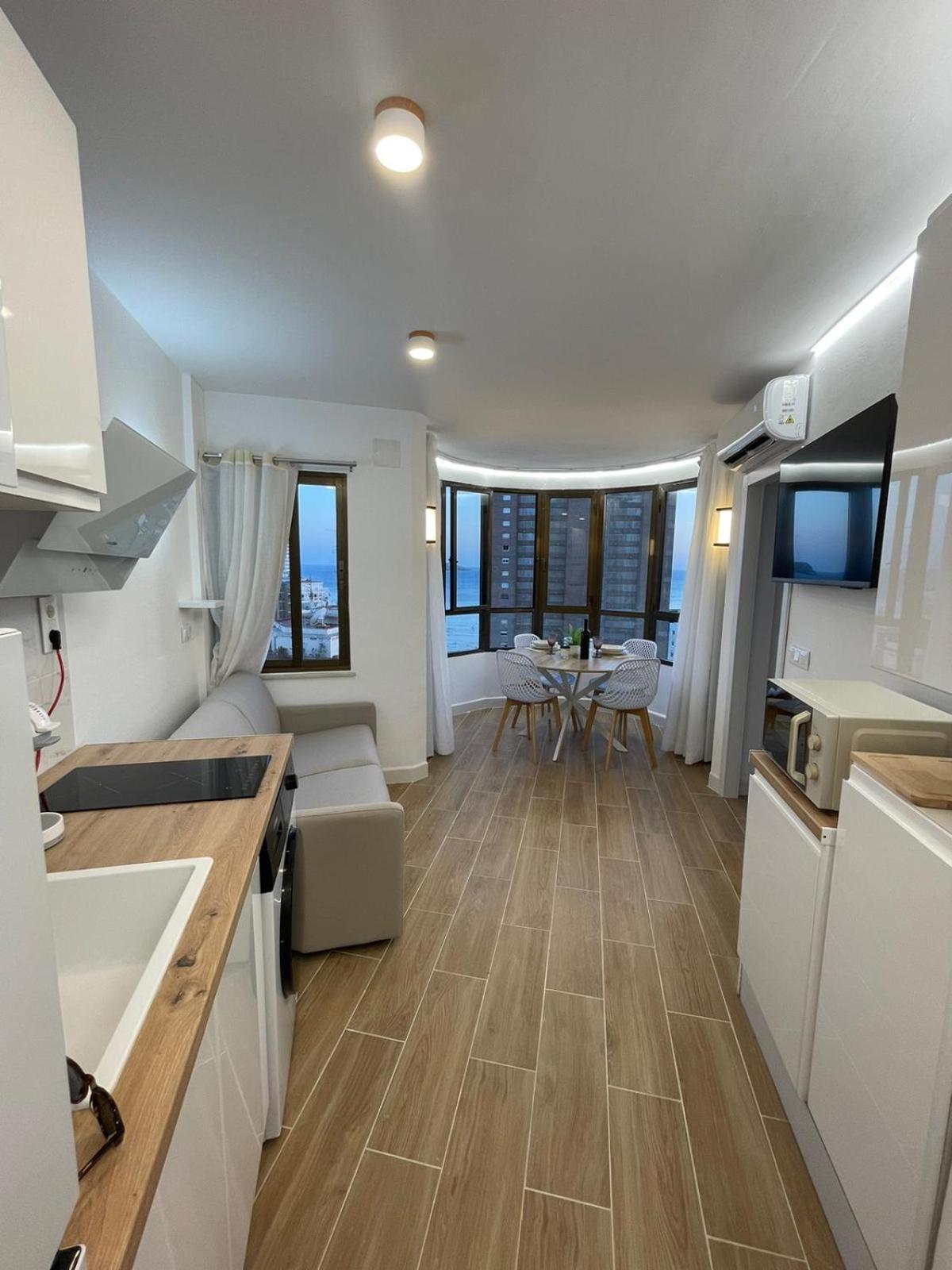 Suite Panoramic Бенидорм Екстериор снимка