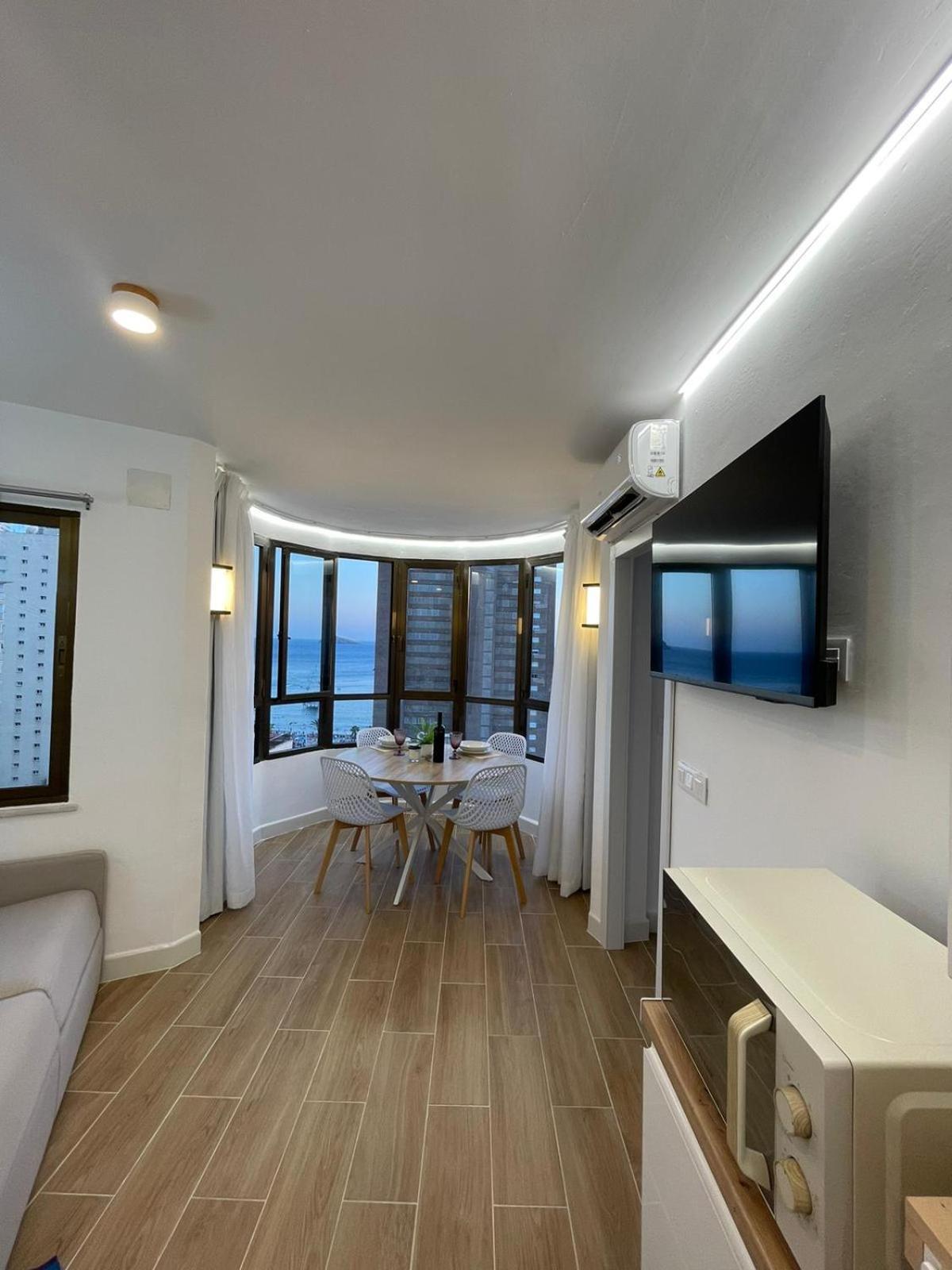 Suite Panoramic Бенидорм Екстериор снимка